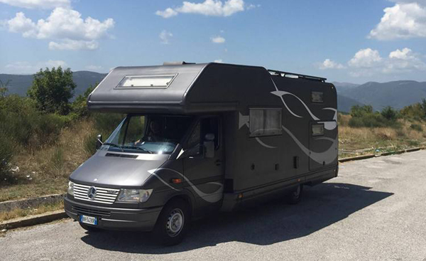 Camper in Pellicola Removibile Grigio Titanio
