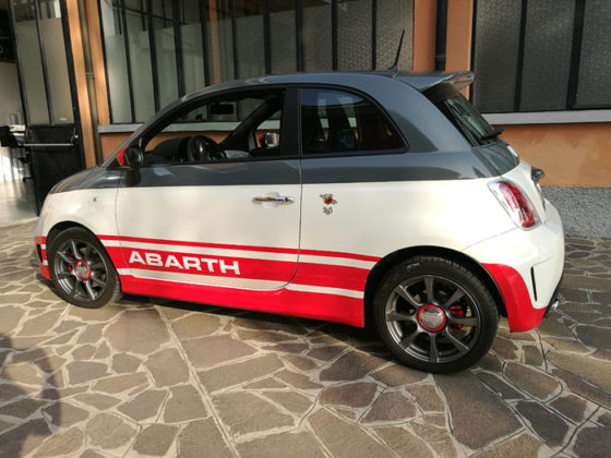 500 Abarth solo parte superiore con color grigio Hexis HX20446B