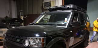 Land Rover Discovery Rivestito con pellicola nero lucido