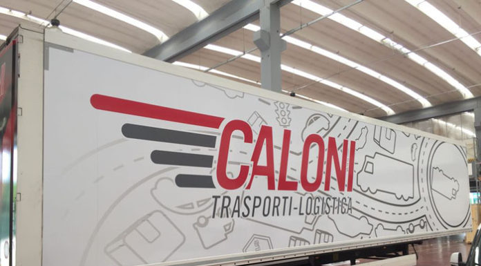 rivestimento totale bilico Caloni Autotrasporti